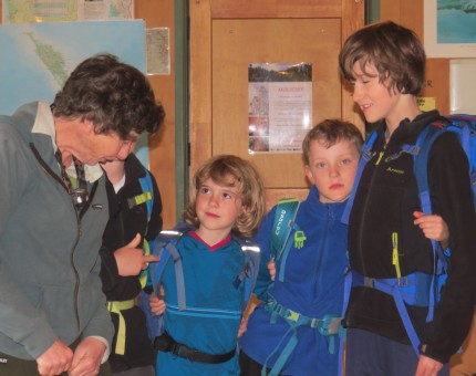 River crossing methods for families and groups
